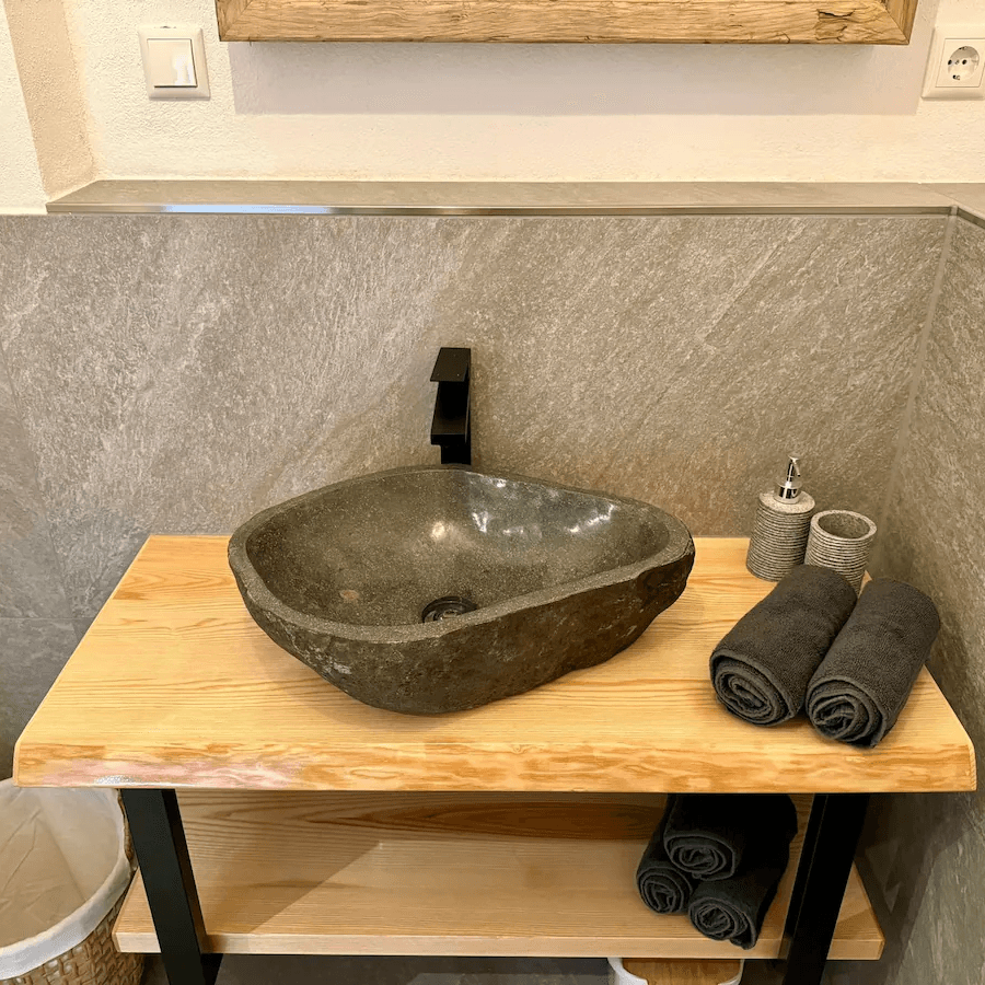 b554cc5a-717b-4855-ac1a-c7cca6d4f99e_pqcmhy