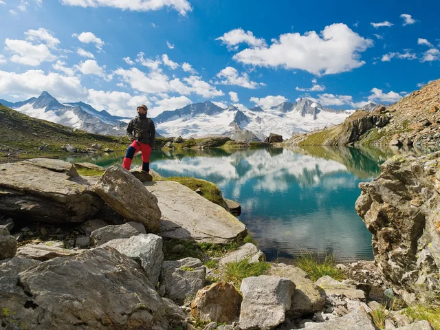 Brandberg im Zillertal mit Bergpanorama