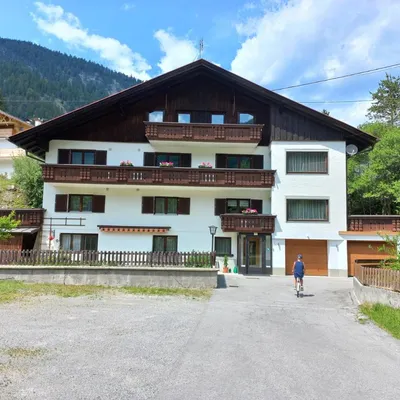 Primary image